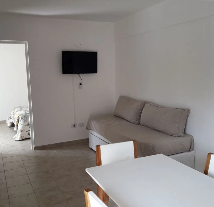 Excelente departamento para 4 personas con cochera y quincho - A 3 cuadras del mar - Departamento en Mar de Ajó