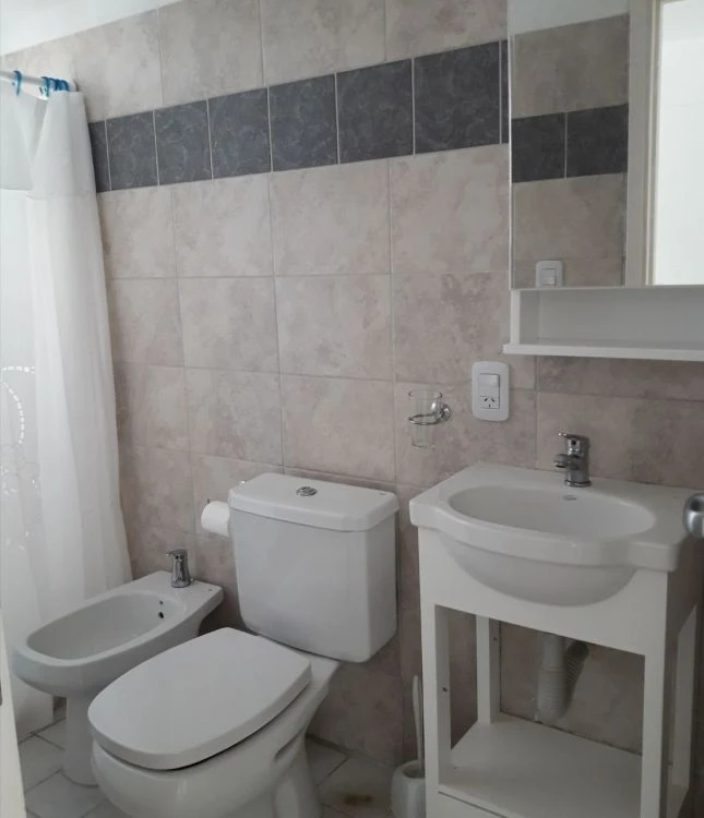 Excelente departamento para 4 personas con cochera y quincho - A 3 cuadras del mar - Departamento en Mar de Ajó