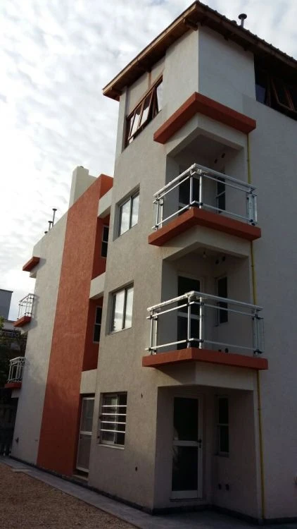 Excelente departamento para 4 personas con cochera y quincho - A 3 cuadras del mar - Departamento en Mar de Ajó