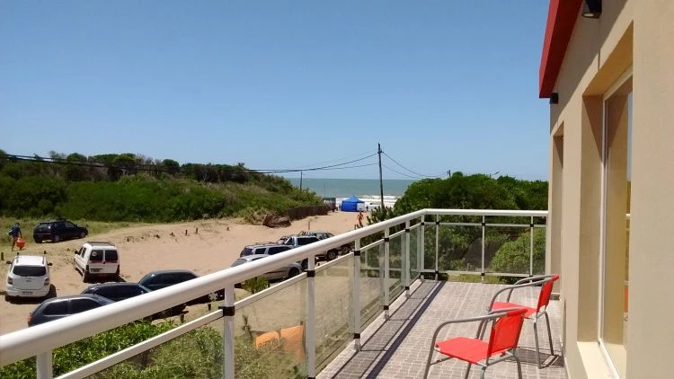 HERMOSO DEPARTAMENTO FRENTE Y CON VISTA AL MAR -  - Departamento en Nueva Atlantis
