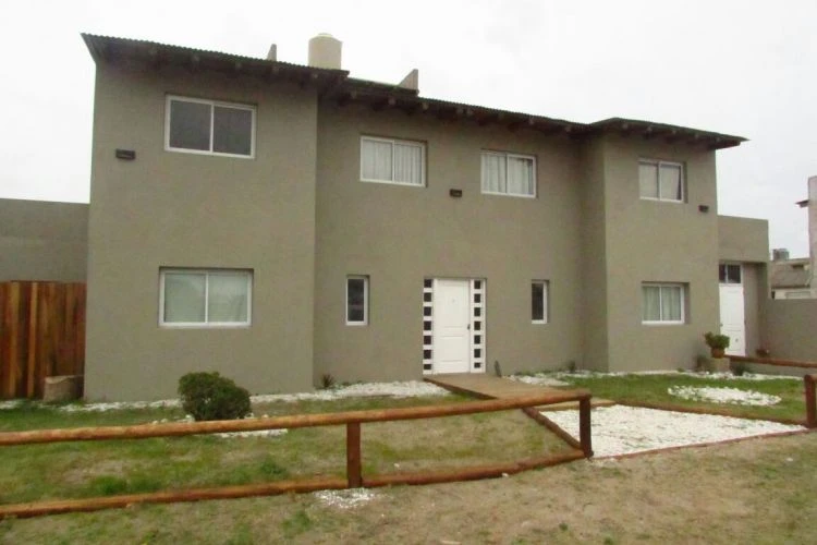 Cabaña Ñanderoga para 5 o 6 personas - Balcón terraza con vista al mar - Cabaña en San Clemente