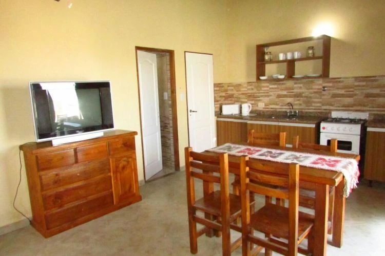 Cabaña Ñanderoga para 5 o 6 personas - Balcón terraza con vista al mar - Cabaña en San Clemente