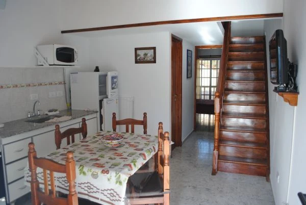 Departamento 1º piso por escalera - Muy luminoso - Departamento en Mar del Tuyú
