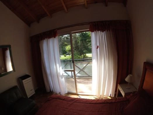 Hermosos dúplex para 6 a 8 personas en el corazón de Costa del Este - Ubicado a cinco cuadras de la playa y 2 del centro - Dúplex/Tríplex en Costa del Este