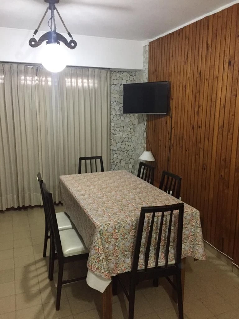 2 ambientes 1°Piso por ascensor con balcón - Excelente ubicación - A 50 mts del mar - Capacidad 5 personas - Edifico Europa 10 - Departamento en San Bernardo