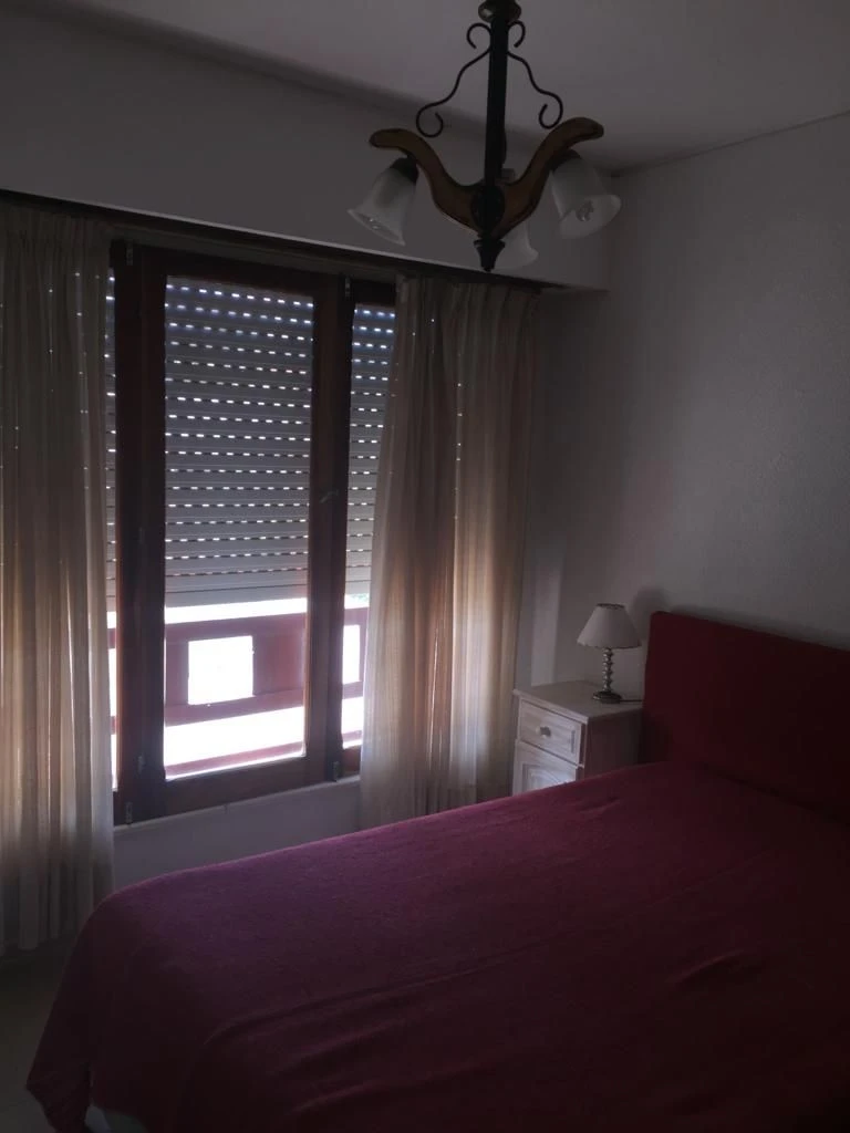 2 ambientes 1°Piso por ascensor con balcón - Excelente ubicación - A 50 mts del mar - Capacidad 5 personas - Edifico Europa 10 - Departamento en San Bernardo