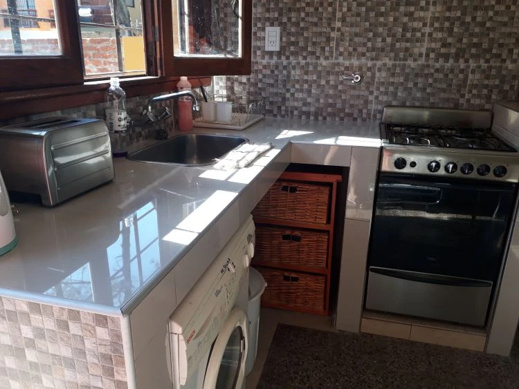 Casa en San bernardo para 6 personas - A 4 cuadras de la playa y tres de Chiozza - Casa/Chalet en San Bernardo