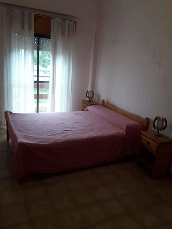 Departamento de 2 ambientes con balcón - A 20 metros de la playa - En 1° piso, a 20 metros de la playa - Departamento en Aguas Verdes
