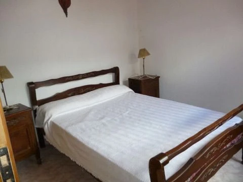 Excelente propiedad a cuadras del mar - Ubicada a 4 cuadras de la playa - Casa/Chalet en La Lucila del Mar