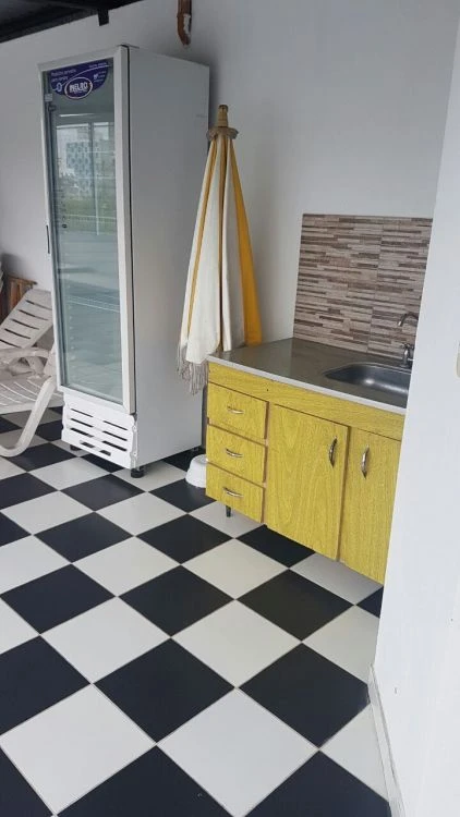 Depto amplio de 2 ambientes en zona residencial - A 3 cuadras el mar y 3 de la peatonal - Departamento en Miramar