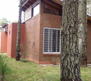 Complejo de cabañas - Tipo Departamento - Ubicado a 200 mts del Mar - Departamento en La Lucila del Mar