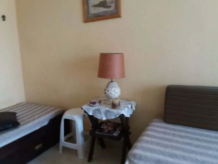 1 ambiente muy bien ubicado - A 1 cuadra de Pza Colón, a 3 de la playa y a 5 del casino.  - Departamento en Mar del Plata
