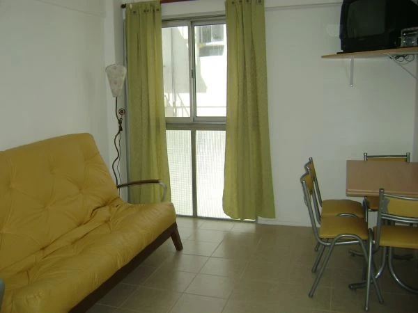 Monoambiente Totalmente Equipado - Muy luminoso - Excelente Ubicación - A 1 cuadra del mar - Departamento en Mar del Plata