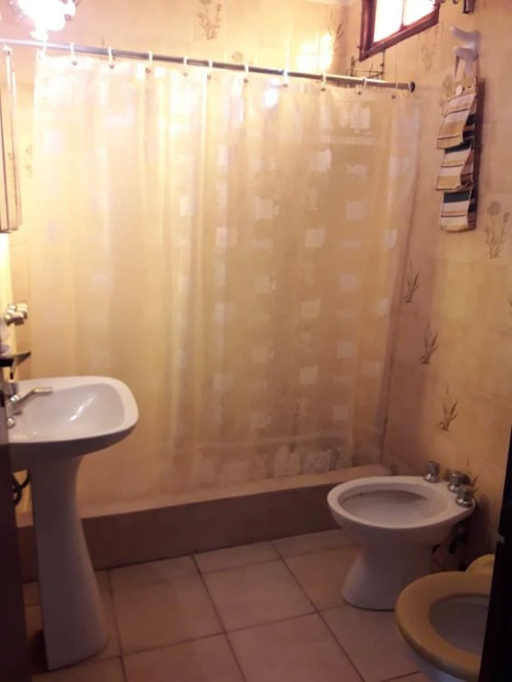 Casa de 3 ambientes con patio y parrilla - Atendido por sus dueños - Lugar muy traquilo, atendido por sus dueños - Casa/Chalet en San Bernardo