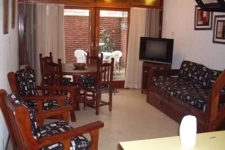 3 Ambientes con Parque y Cochera - A 3 cuadras de la playa - a 2 cuadras de la peatonal - a ½ cuadra de Av. San Bernardo - Dúplex/Tríplex en San Bernardo