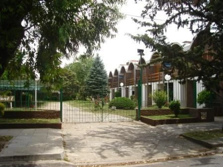 3 Ambientes con Parque y Cochera - A 3 cuadras de la playa - a 2 cuadras de la peatonal - a ½ cuadra de Av. San Bernardo - Dúplex/Tríplex en San Bernardo