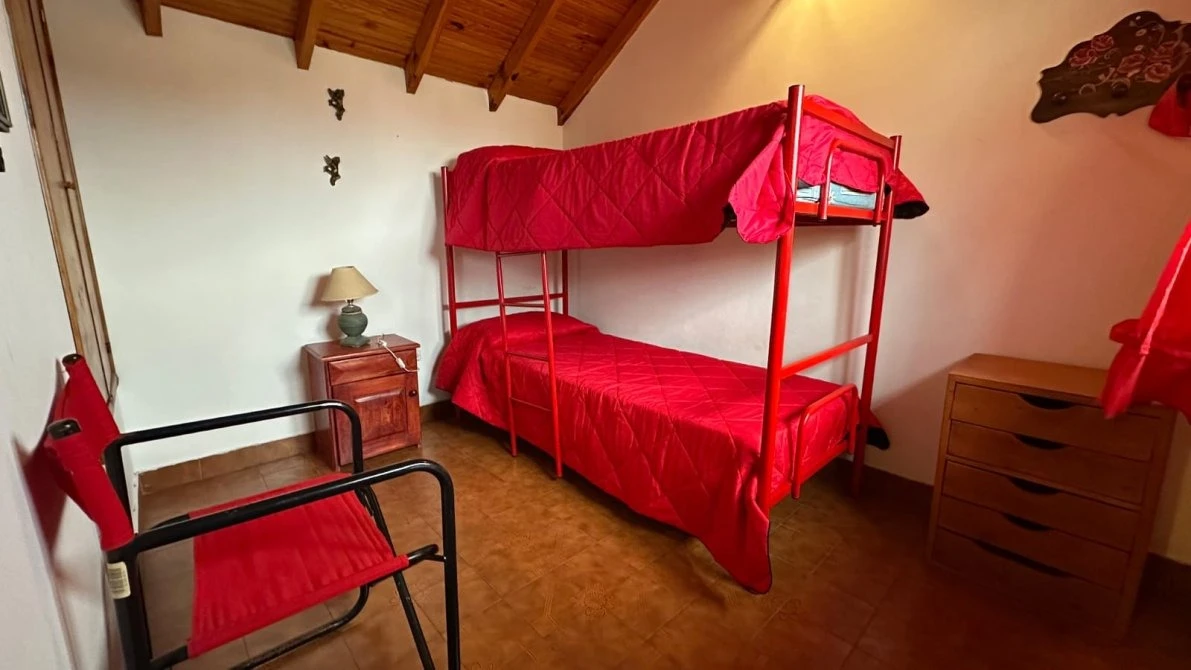HERMOSO TRIPLEX CERCA DEL MAR, CON TODOS LOS SERVICIOS. - TRIPLEX CON TRES DORMITORIOS, DOS BAÑOS Y ESPECTACULAR QUINCHO CON PARRILLA Y LAVADERO!! - Dúplex/Tríplex en San Bernardo