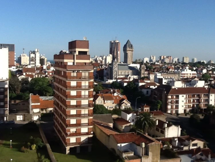 DEPARTAMENTE PARA 4 EN COLON Y GUEMES LA MEJOR ZONA DE MAR DEL PLATA!! - En el mejor lugar de MDP a tres cuadras de la playa piso 12 - Departamento en Mar del Plata
