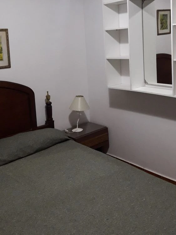 DEPARTAMENTO 2 AMBIENTES - CENTRICO. - Ubicado a 2 cuadras de la playa y a 3 de la avenida Libertador - 3º piso, con ascensor - Departamento en Mar de Ajó