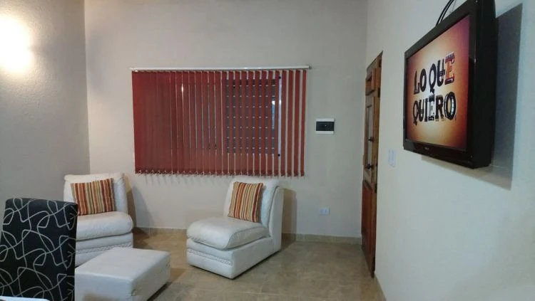 DEPARTAMENTO S/PATIO 3 AMBIENTES 1ER PISO ESCALERA - DEPARTAMENTO A METROS DE LA PLAZA - Departamento en La Lucila del Mar