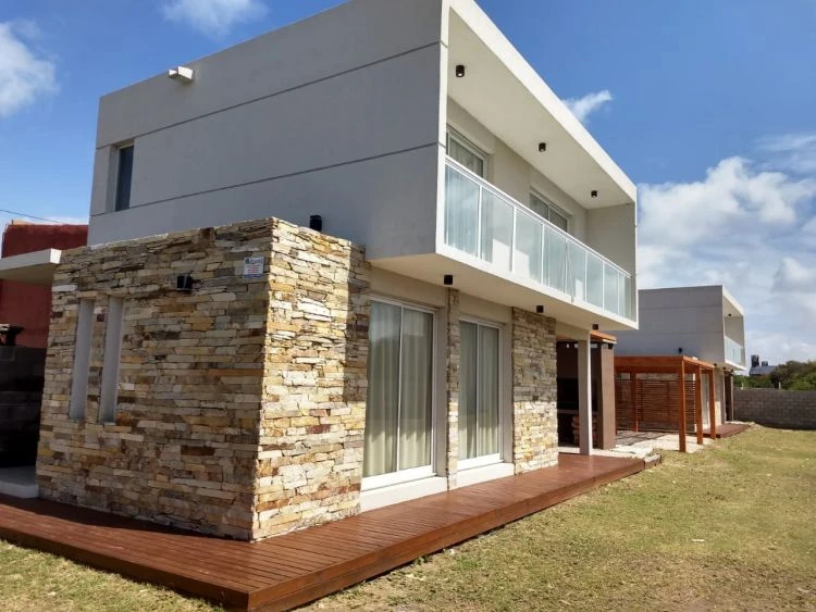 Hermosa casa a metros del Mar - A metro del Mar - Casa/Chalet en Nueva Atlantis