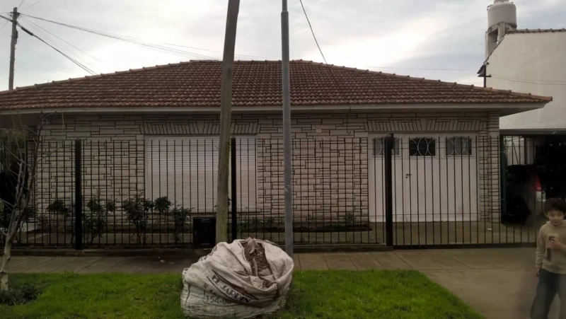 Chalet en Punta Mogotes - A 5 cuadras del mar-Hermosa vista - Casa/Chalet en Mar del Plata