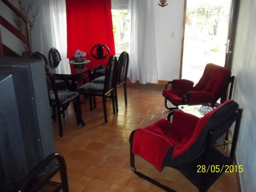 Hermoso Dúplex en La Lucila del Mar - 5 cuadras 1/2 del mar-5 cuadras del centro - Dúplex/Tríplex en La Lucila del Mar