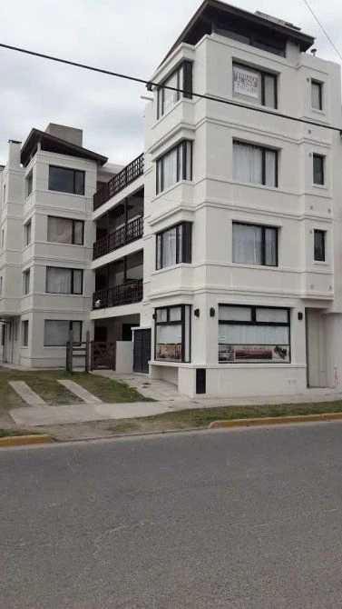 DEPARTAMENTO 2 AMBIENTES ALQUILER TEMPORARIO 4 PERSONAS A ESTRENAR - UNA CUADRA DEL MAR - Departamento en Costa Azul