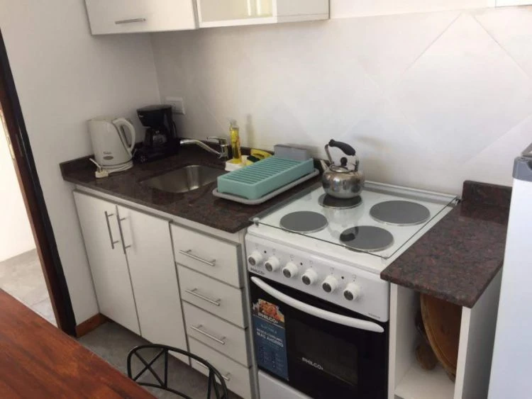 DEPARTAMENTO 2 AMBIENTES ALQUILER TEMPORARIO 4 PERSONAS A ESTRENAR - UNA CUADRA DEL MAR - Departamento en Costa Azul