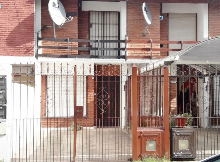 Amplio Dúplex para 6 personas - CON ALTILLO Y GRAN PATIO CON QUINCHO CUBIERTO - Dúplex/Tríplex en San Bernardo