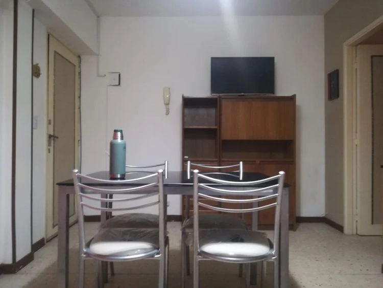 Dpto Mitre San Bernardo - Netflix, Wifi, Terraza con parrilla, Aire Acondicionado - Departamento en San Bernardo