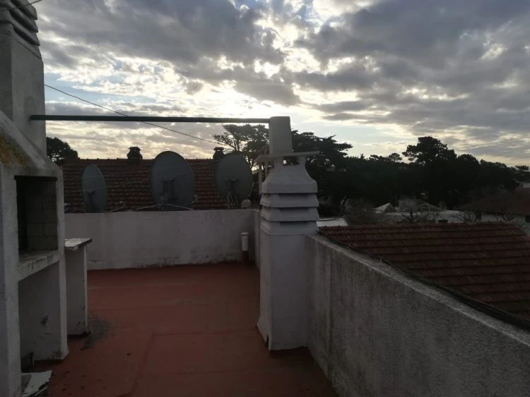 Dpto Mitre San Bernardo - Netflix, Wifi, Terraza con parrilla, Aire Acondicionado - Departamento en San Bernardo