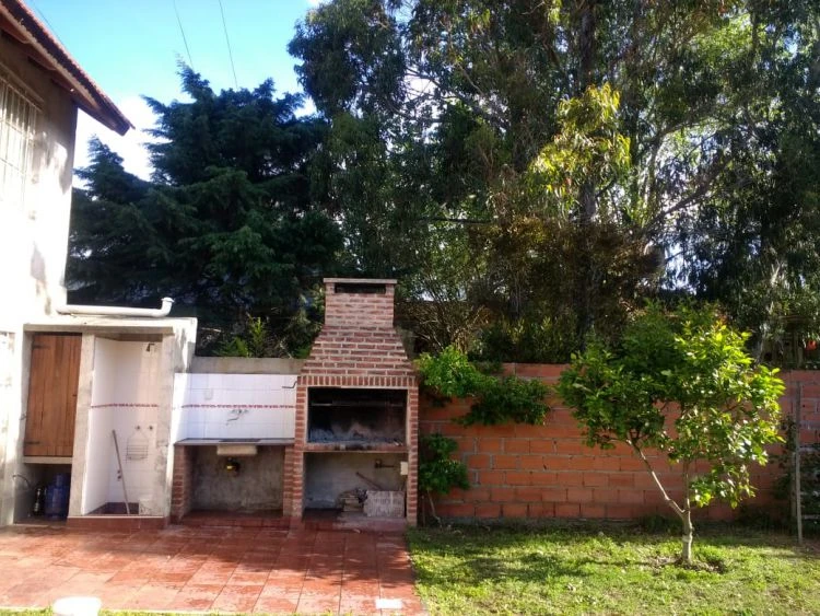 Hermoso Triplex de 4 ambientes. Equipado para 7 personas - Ideal para 2 familias. A 300 metros del mar  - Dúplex/Tríplex en La Lucila del Mar