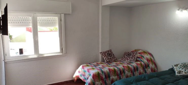 Frente Al Mar en La Lucila - A mtrs. de la playa y a 100 mtrs. del centro. WiFi, netflix, cable - Departamento en La Lucila del Mar