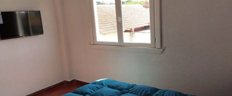 Frente Al Mar en La Lucila - A mtrs. de la playa y a 100 mtrs. del centro. WiFi, netflix, cable - Departamento en La Lucila del Mar