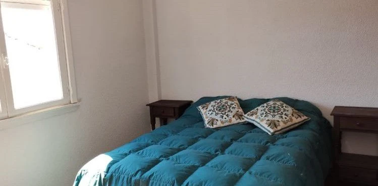 Frente Al Mar en La Lucila - A mtrs. de la playa y a 100 mtrs. del centro. WiFi, netflix, cable - Departamento en La Lucila del Mar