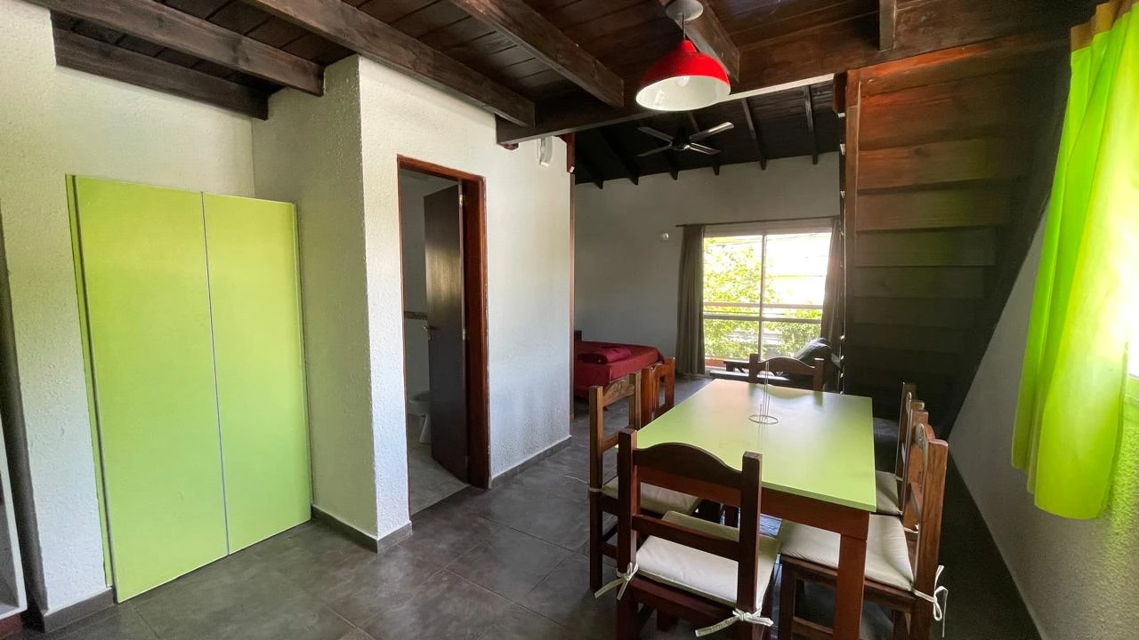 Complejo Arcoiris - Muy Luminoso - Cochera - Ubicado a 1 cuadra de la playa y a 2 cuadras del centro comercial - Departamento en Mar de Ajó