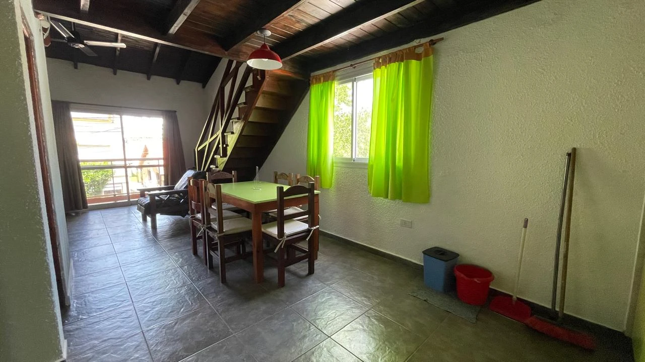 Complejo Arcoiris - Muy Luminoso - Cochera - Ubicado a 1 cuadra de la playa y a 2 cuadras del centro comercial - Departamento en Mar de Ajó