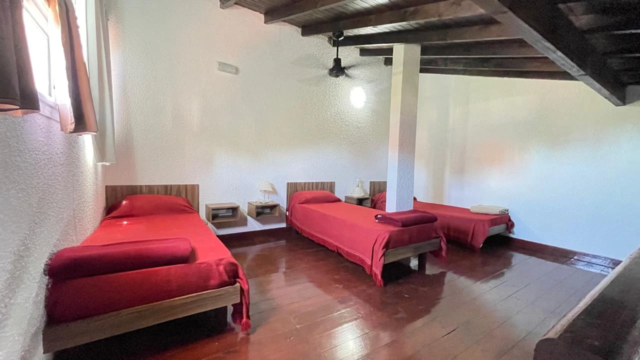 Complejo Arcoiris - Muy Luminoso - Cochera - Ubicado a 1 cuadra de la playa y a 2 cuadras del centro comercial - Departamento en Mar de Ajó