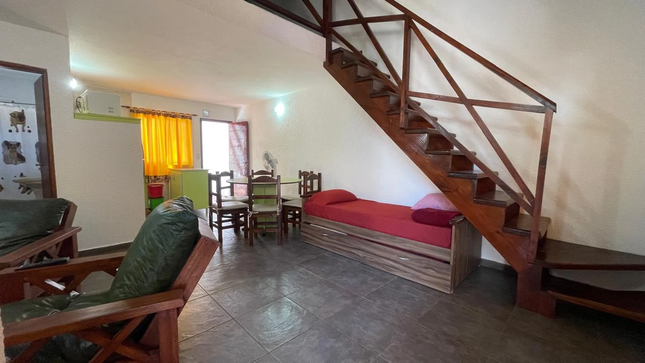 Complejo Arcoiris - Muy Luminoso - Cochera - Ubicado a 1 cuadra de la playa y a 2 cuadras del centro comercial - Departamento en Mar de Ajó