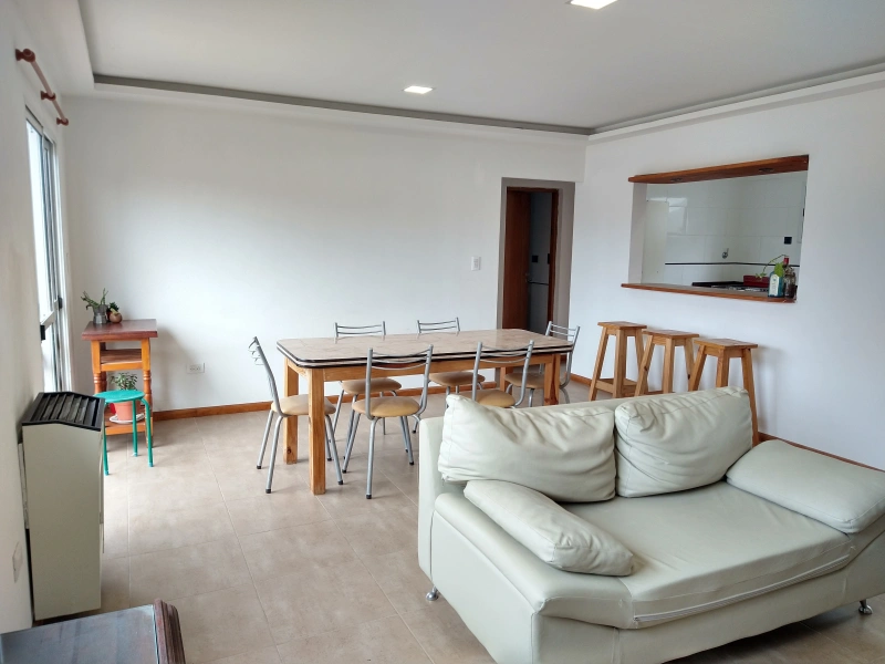 Nuestra casa en el mar - Amplio departamento con 2 habitaciones, cocina, living comedor y cochera cerrada. - Departamento en Mar de Ajó