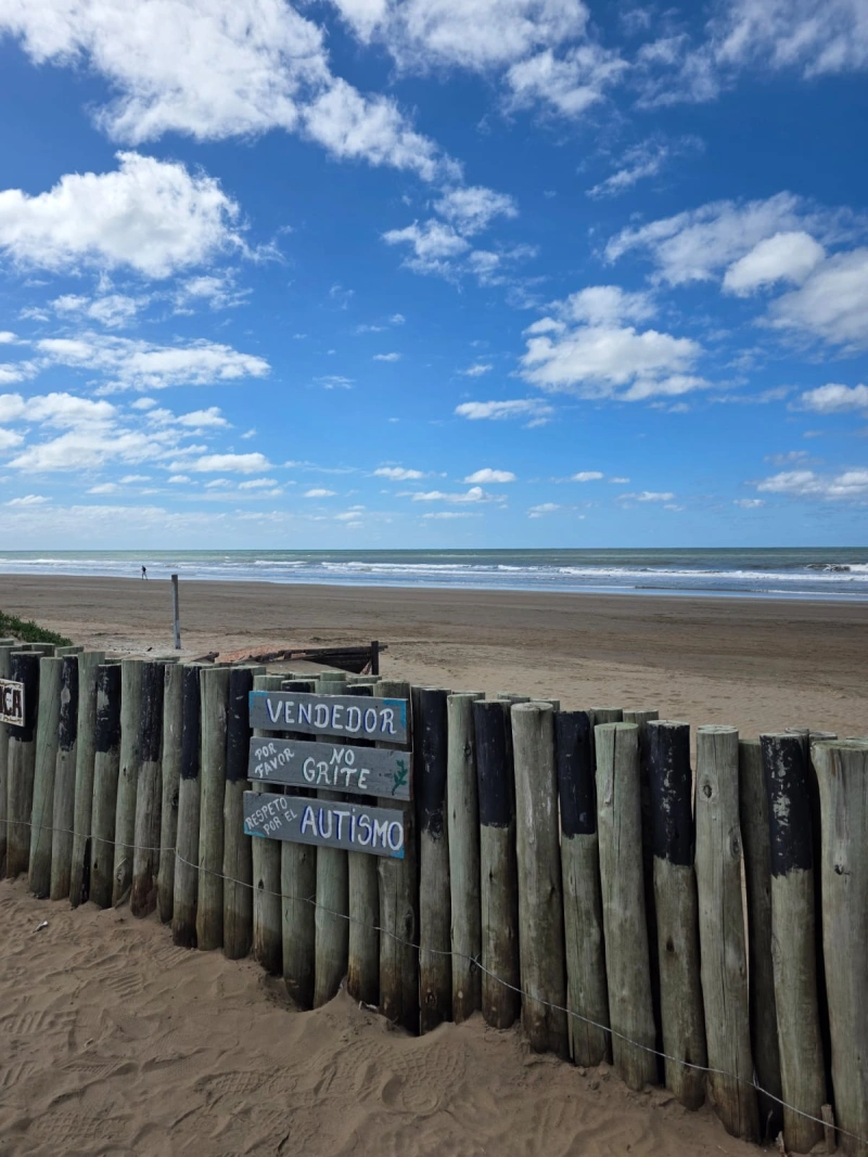Departamento nuevo en P.B. sobre Av. Costanera - Frente al mar - Departamento nuevo, equipado y de categoría en P.B. frente a la playa - Inmejorable ubicación - Departamento en Mar de Ajó
