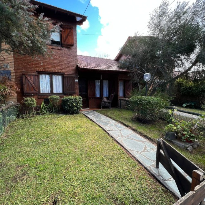 Duplex-Chalet Amueblado - Cómodo dúplex en Alquiler. Totalmente Equipado - Dúplex/Tríplex en Mar de Ajó