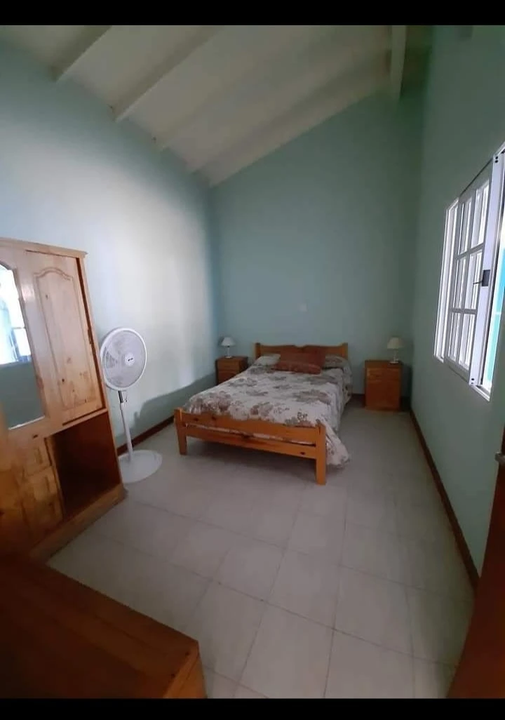 3 ambientes con cochera -  - Casa/Chalet en Aguas Verdes