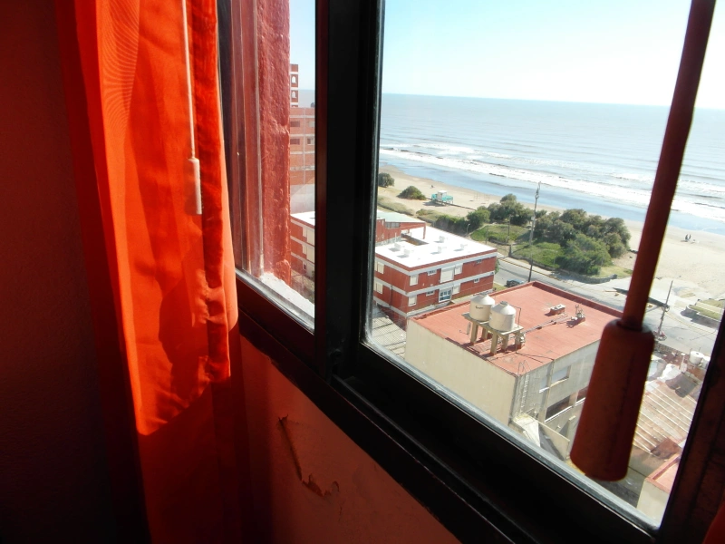 3 Ambientes amplios sobre Chiozza y Garay a 1 cuadra del Mar - Gran confort, departamento a estrenar | Habitaciones con vista al mar - Departamento en San Bernardo