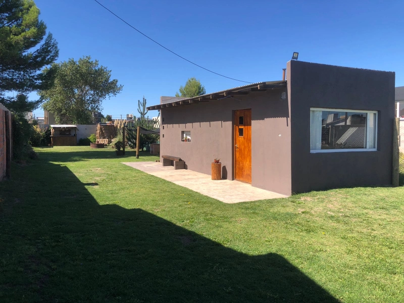 Hermosa casa en zona residencial -  - Casa/Chalet en Necochea
