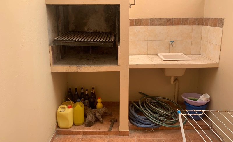 Duplex para 6 personas, amplia terraza, patio con parrilla, tv, cochera, rejas - Cerca del centro y de la playa, zona residencial sin edificios, gran terraza para comer al sol - Dúplex/Tríplex en San Bernardo