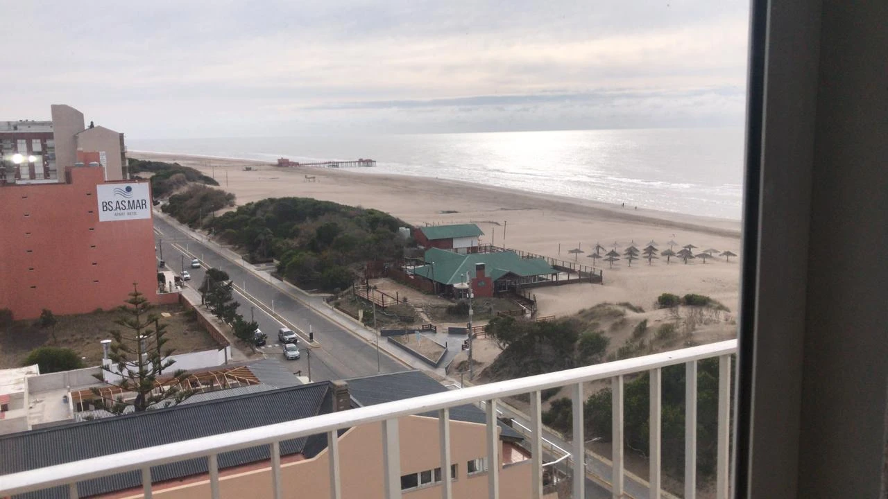 Edificio Tuyú III - Frente al mar y en pleno centro - Departamento en San Clemente