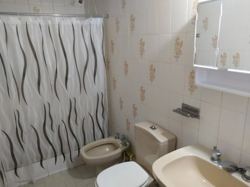 DUEÑO ALQUILA DUPLEX 6P-2CDAS PLAYA-COCHERA CERRADA-WIFI - A 2 cuadras del mar y a 5 cuadras del centro. - Dúplex/Tríplex en Las Toninas