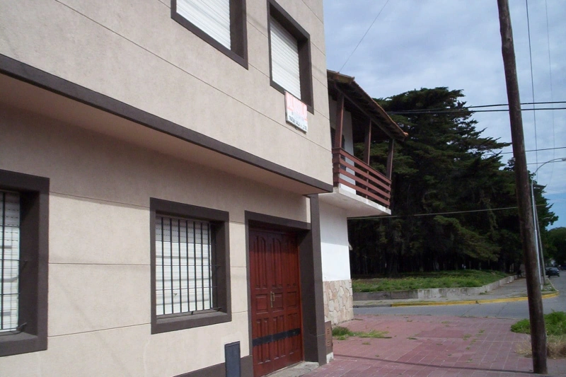 Departamento media cdra Mar - A media cuadra de la playa y a tres cuadras de la peatonal. - Departamento en Necochea